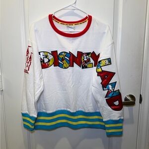 NWT Disneyland Mickey And Friends Embroidered Ladies Sweatshirt